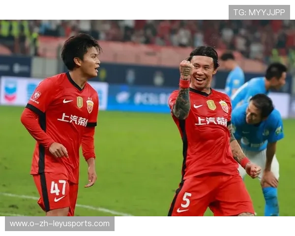 上海海港再迎新援，冲击亚冠小组出线成为首要任务