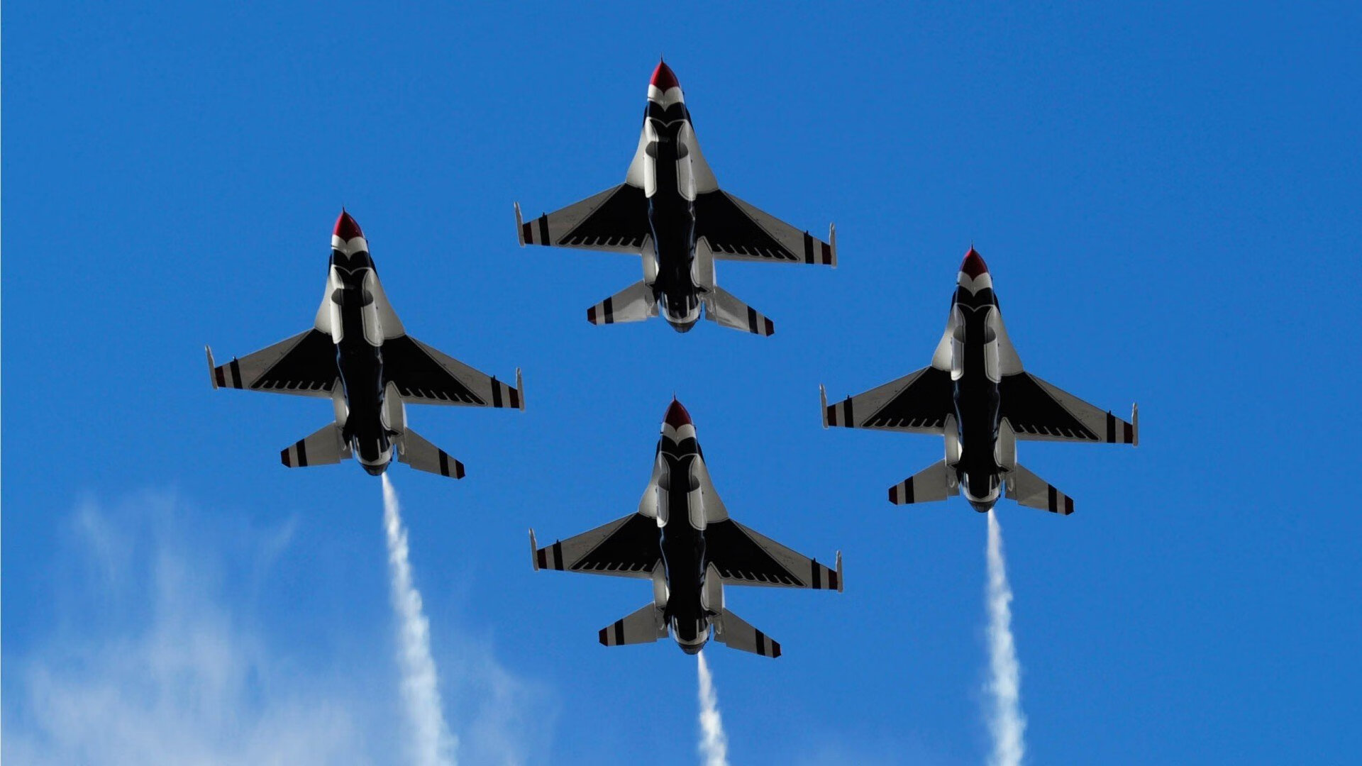 全国击剑新人赛小将横空出世